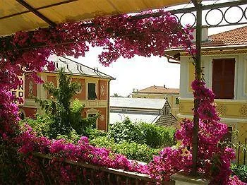Hotel Miranda 3*