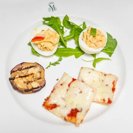 Miranda فندق فاراتسي