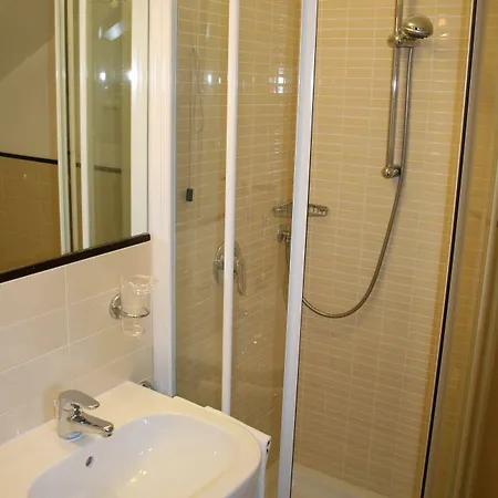 Hotell Miranda 3*