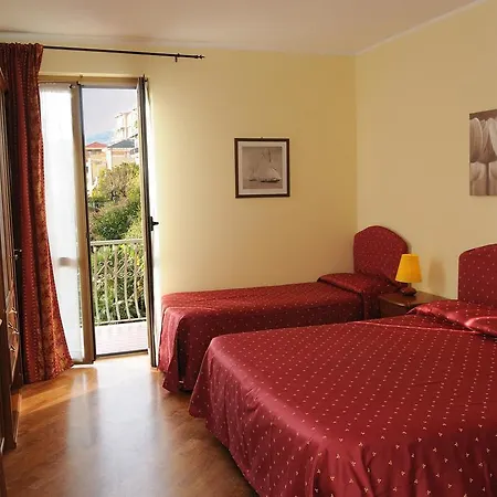 미란다 호텔 바라체