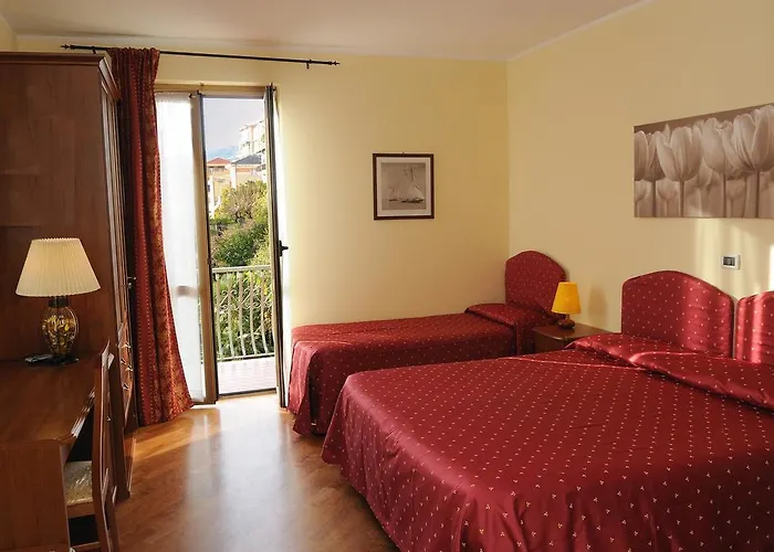 Miranda Hotel Varraze